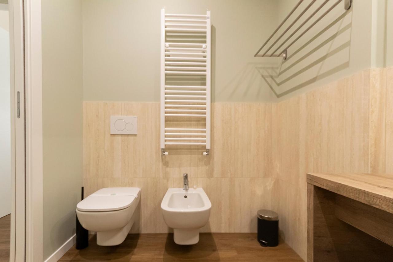 Via Torino Apartment 2 Милан Экстерьер фото