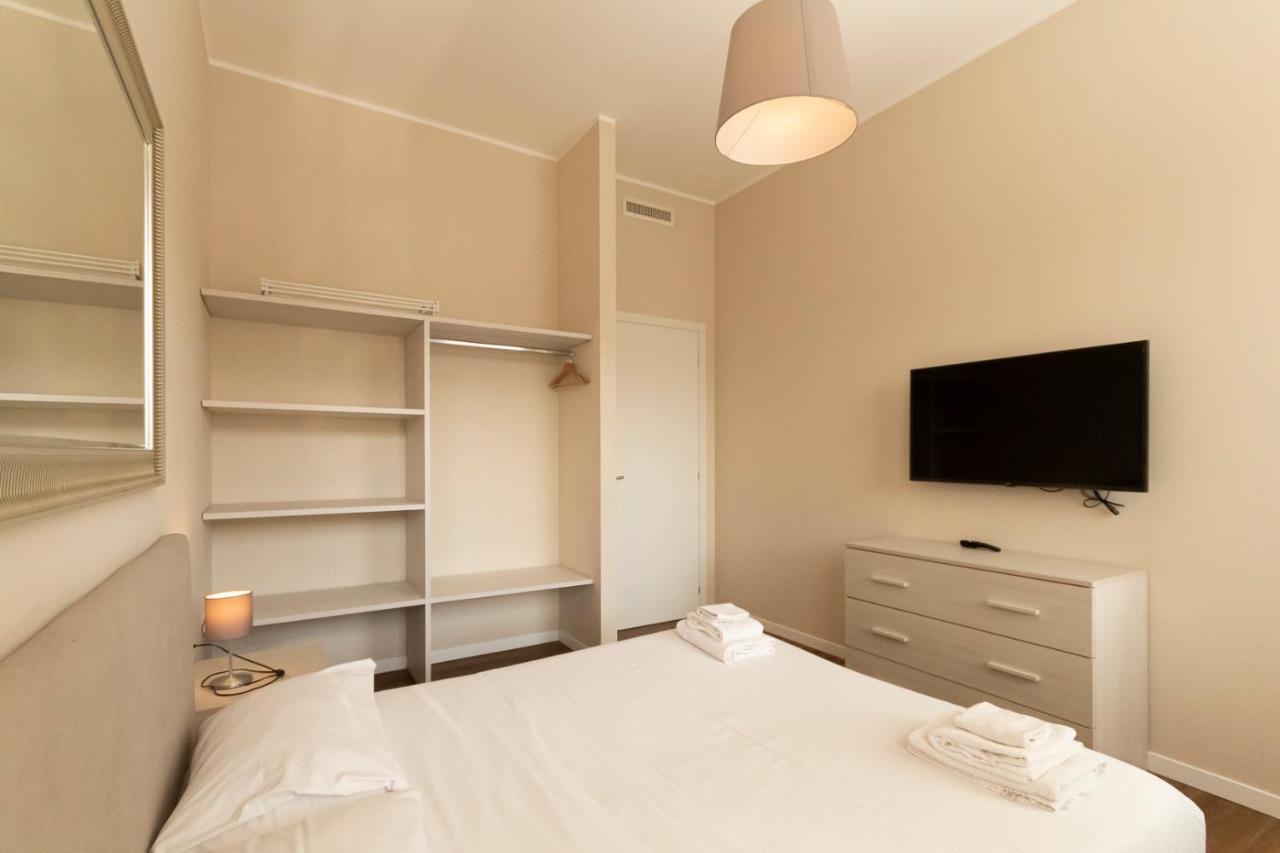 Via Torino Apartment 2 Милан Экстерьер фото