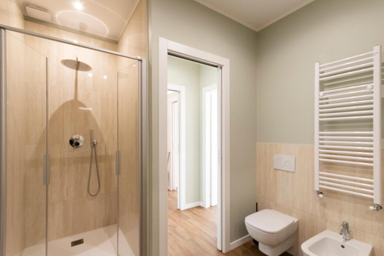 Via Torino Apartment 2 Милан Экстерьер фото